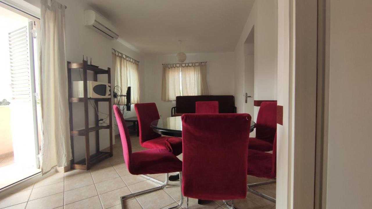 Apartments Mazuran Хвар Екстериор снимка
